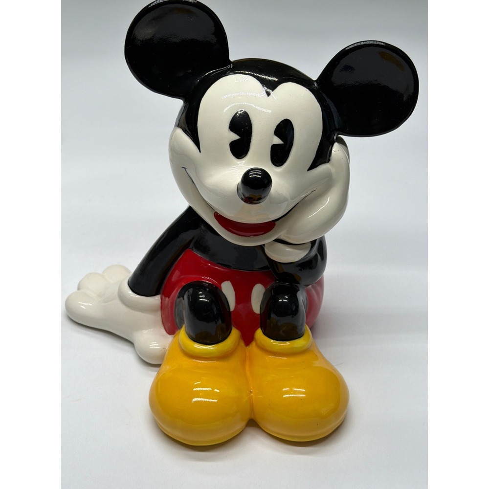 Vintage Disney Treasure Craft Mexico Ceramic Mickey Mouse‎ Figurine Sitting Pose